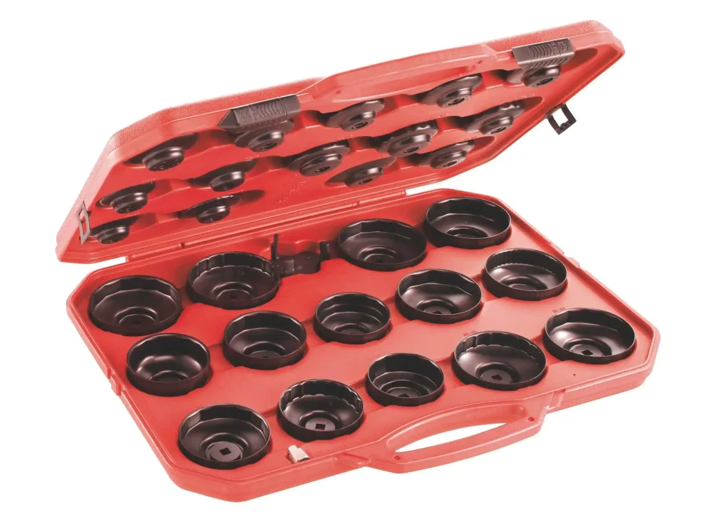 Profesionalni set ključev s kapico/skodelico različnih dimenzij.